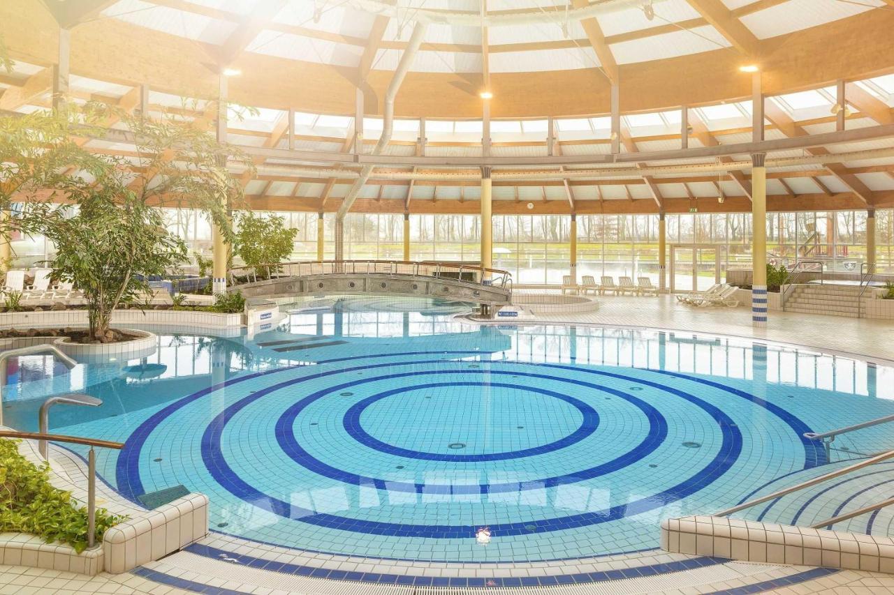 Balkon, Gratis Nutzung Vom Ahoi Erlebnisbad Und Sauna In Sellin - Villa Karola Fewo 09 Goehren  Extérieur photo