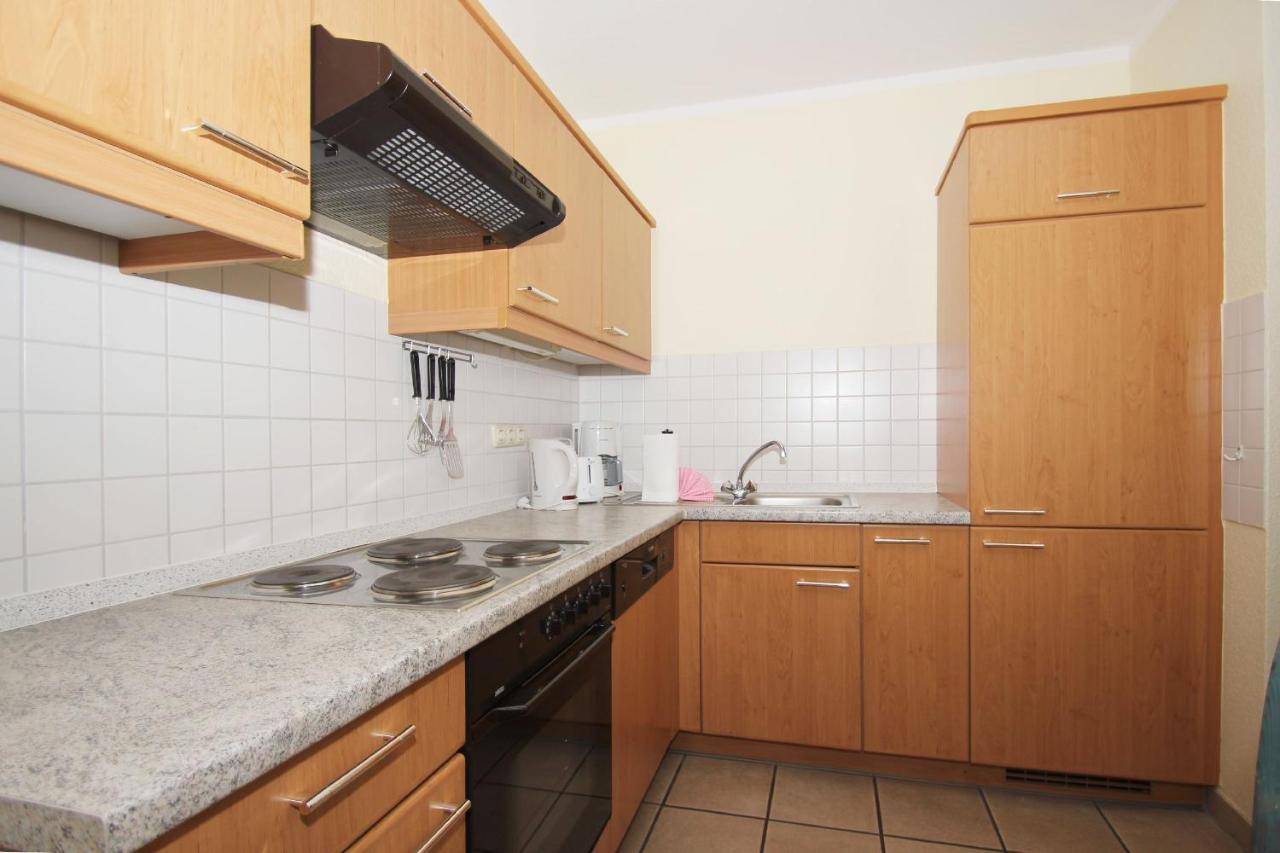 Balkon, Gratis Nutzung Vom Ahoi Erlebnisbad Und Sauna In Sellin - Villa Karola Fewo 09 Goehren  Extérieur photo